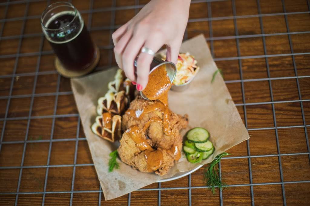 Blade & Timber Axe Throwing - KC | Town Center | restaurant | 5203 W 117th St, Leawood, KS 66211, USA | 9132055421 OR +1 913-205-5421