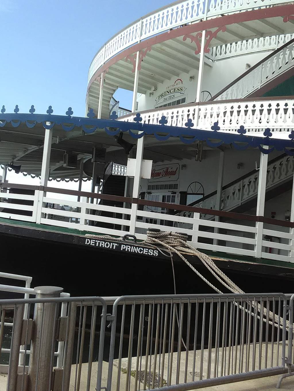 Detroit Princess Riverboat | restaurant | 1 Civic Center Dr, Detroit, MI 48226, USA | 8773382628 OR +1 877-338-2628