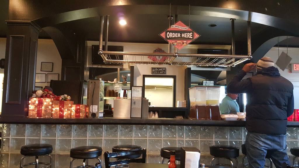 Ms. Angies Kitchen | restaurant | 118 S 3rd St, Brooklyn, IL 62059, USA | 6188747335 OR +1 618-874-7335
