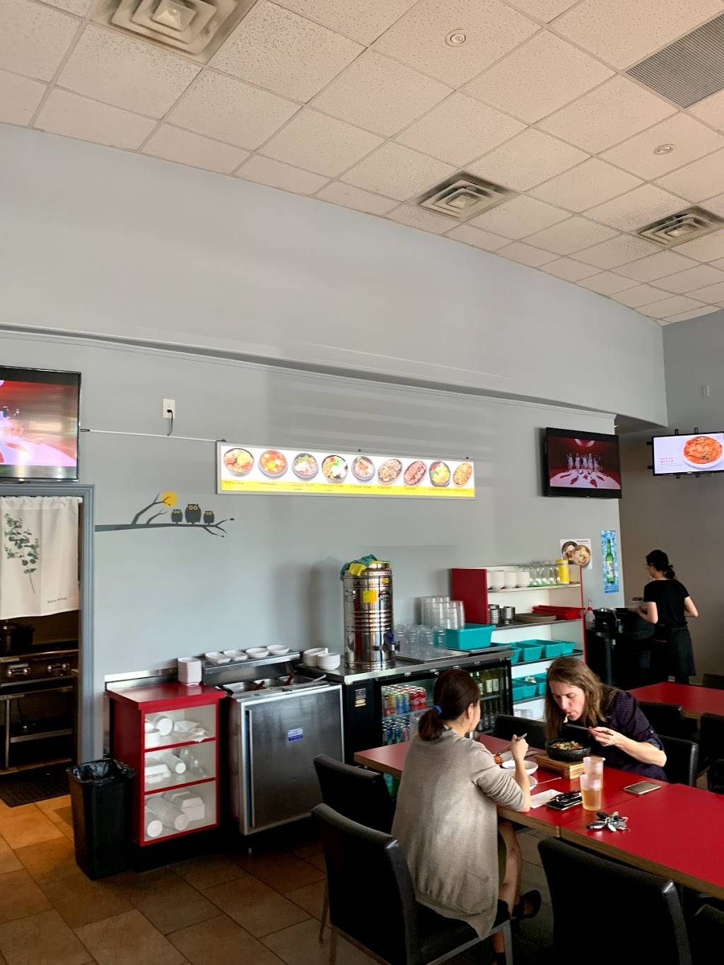 The Famous Owl of Minerva | restaurant | 129 Pedersen Dr Unit 4 & 5, Aurora, ON L4G 6V5, Canada | 9055037275 OR +1 905-503-7275