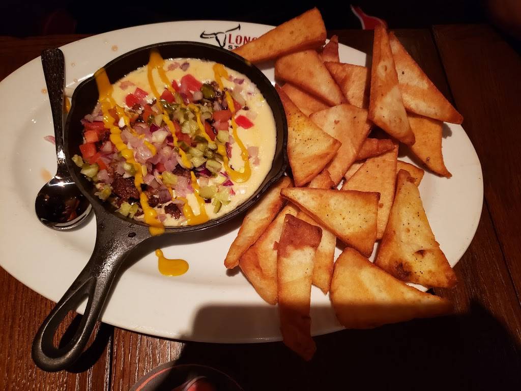 LongHorn Steakhouse | meal takeaway | 6691 Lake Andrew Dr, Melbourne, FL 32940, USA | 3216329990 OR +1 321-632-9990