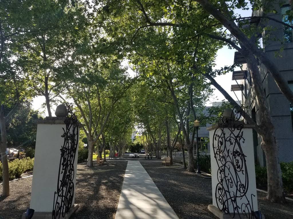 Bistro @ 3160 | restaurant | 3160 Porter Dr, Palo Alto, CA 94304, USA | 6508120530 OR +1 650-812-0530