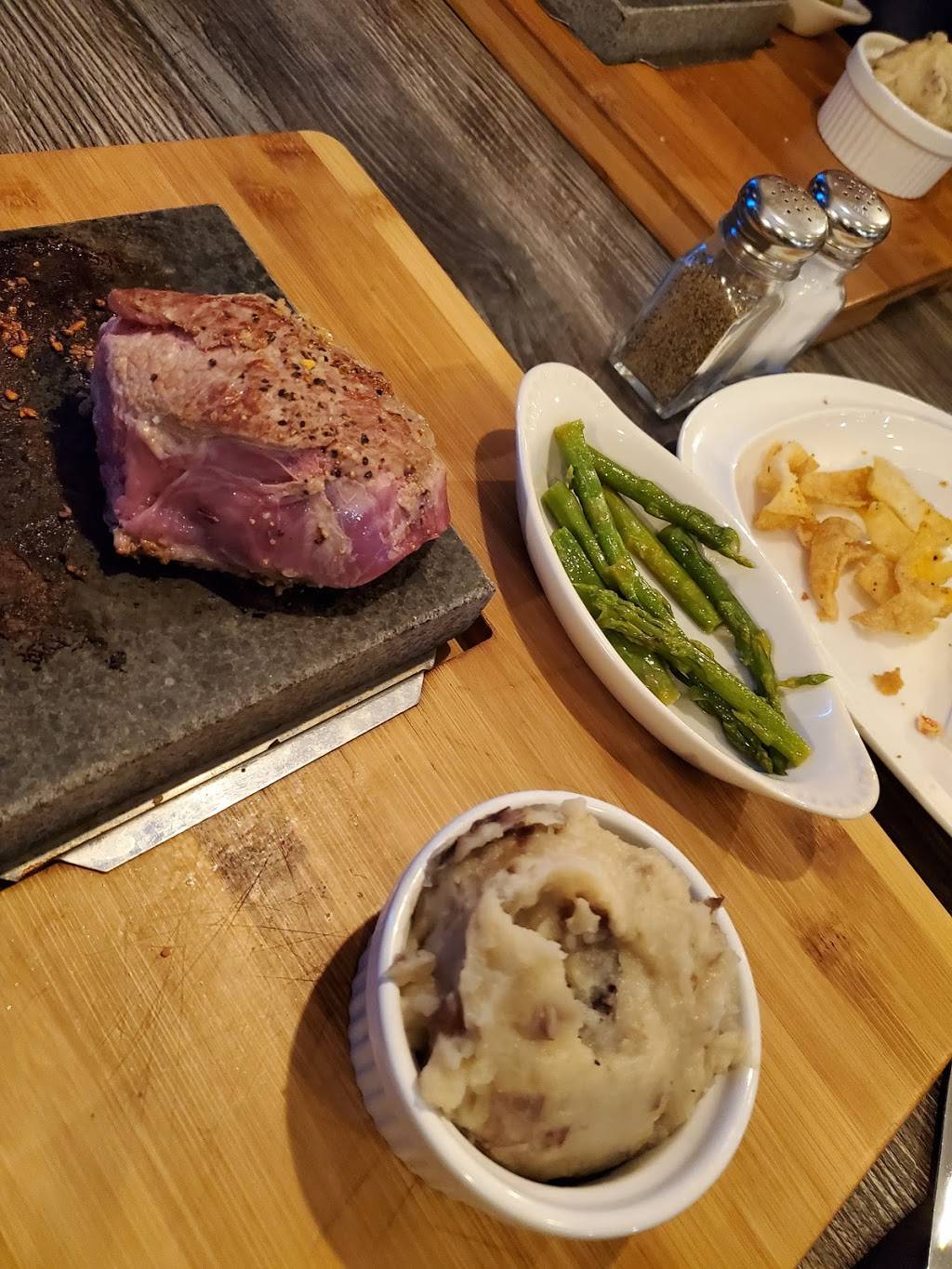 Lot 88 Kitchen | restaurant | 294 Memorial Ave, Orillia, ON L3V 5X9, Canada | 7053258088 OR +1 705-325-8088