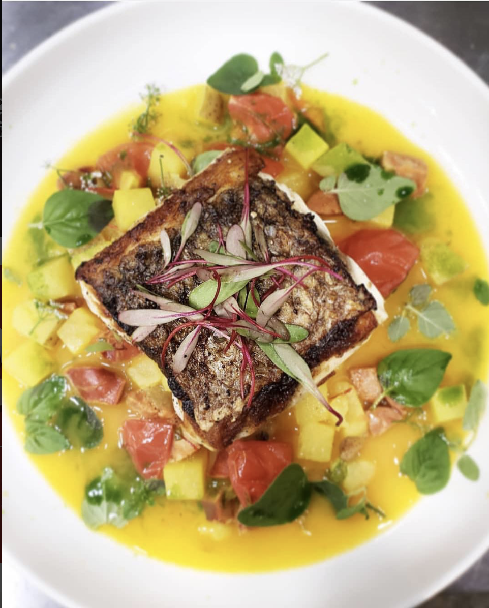 The Cardboard Box | restaurant | 6 Circuit Ave, Oak Bluffs, MA 02557, USA | 5083382621 OR +1 508-338-2621