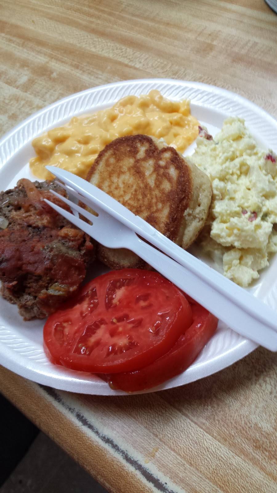 Beechgrove Country Store | restaurant | 13995 Murfreesboro Hwy, Beechgrove, TN 37018, USA | 9313942328 OR +1 931-394-2328