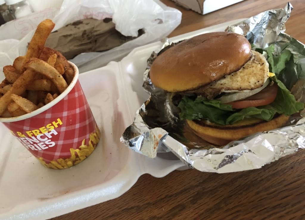 BullChicks Express | restaurant | 1218 FM 517 South, San Leon, TX 77539, USA | 3615496564 OR +1 361-549-6564