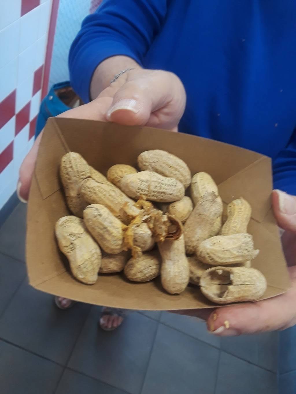 Five Guys | meal takeaway | Stoakley Rd, Prince Frederick, MD 20678, USA | 4434864200 OR +1 443-486-4200