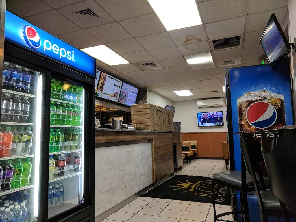 Royal Roast Beef & Seafood | restaurant | 475 Main St, Stoneham, MA 02180, USA | 7814387779 OR +1 781-438-7779