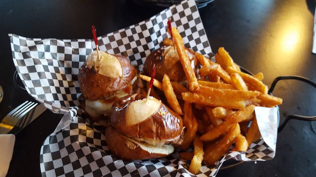 Cleats Club Seat Grille | restaurant | 6801 E Harbor Rd, Lakeside Marblehead, OH 43440, USA | 4197349464 OR +1 419-734-9464