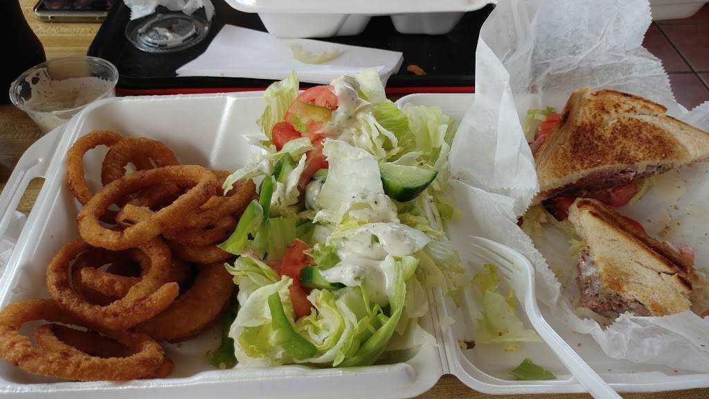 Salisbury House of Pizza | restaurant | 2 Beach Rd, Salisbury, MA 01952, USA | 9784651700 OR +1 978-465-1700