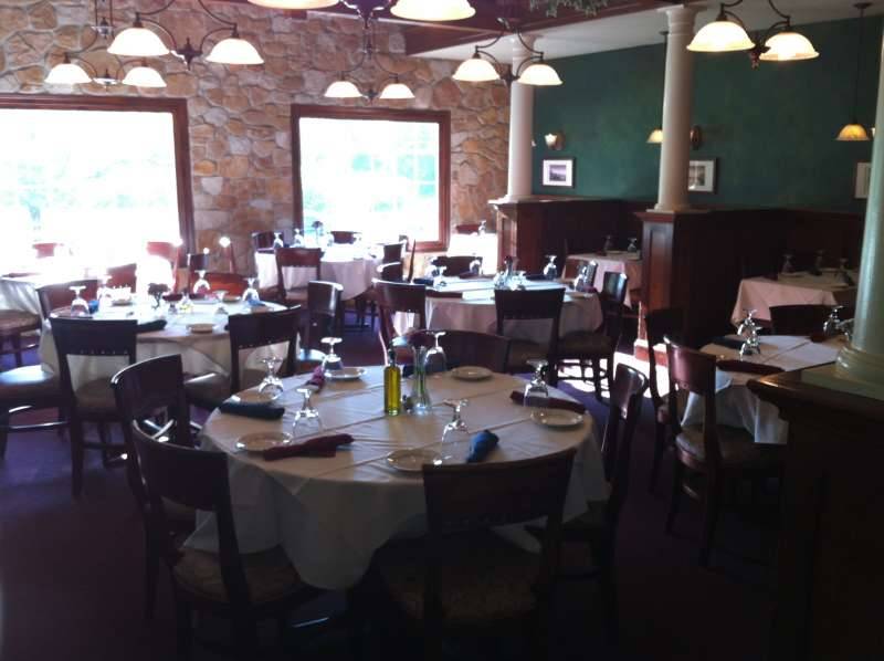 Christines Restaurant | restaurant | 385 Oxford Valley Rd, Yardley, PA 19067, USA | 2153692930 OR +1 215-369-2930