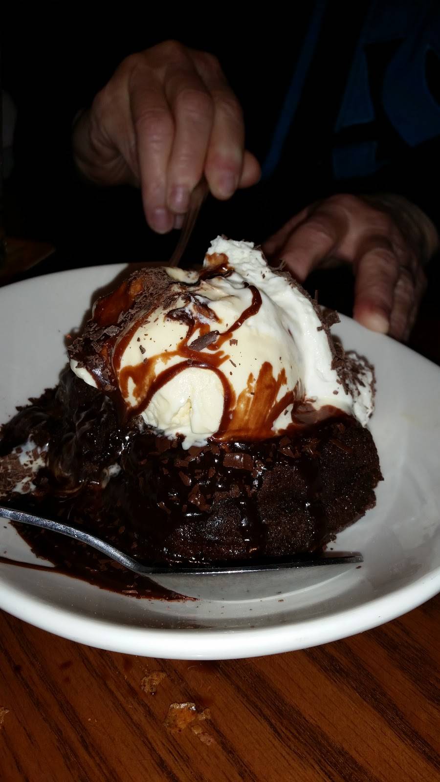 Outback Steakhouse | restaurant | 8030 Mall Rd, Florence, KY 41042, USA | 8593317222 OR +1 859-331-7222