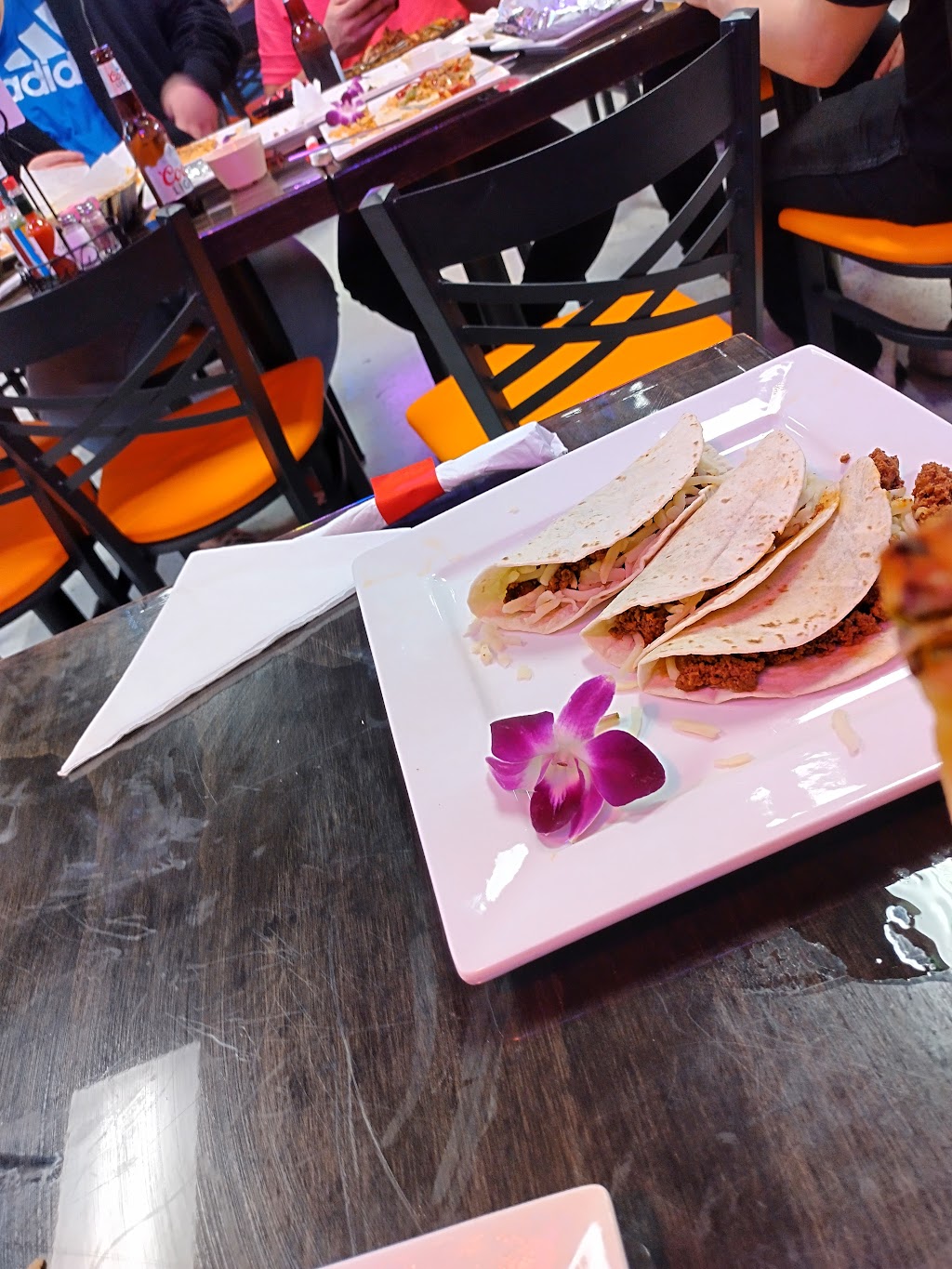 Viva la vida | restaurant | 2701 Frederick Rd, Opelika, AL 36801, USA | 3347376456 OR +1 334-737-6456