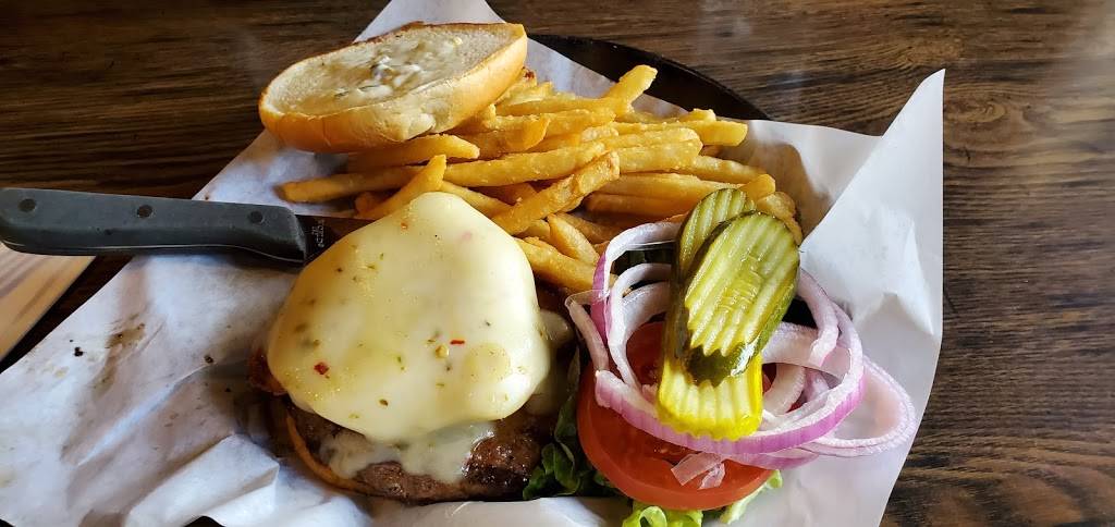 Wild Hare Saloon Canby | restaurant | 1190 SW 1st Ave, Canby, OR 97013, USA | 5036514273 OR +1 503-651-4273