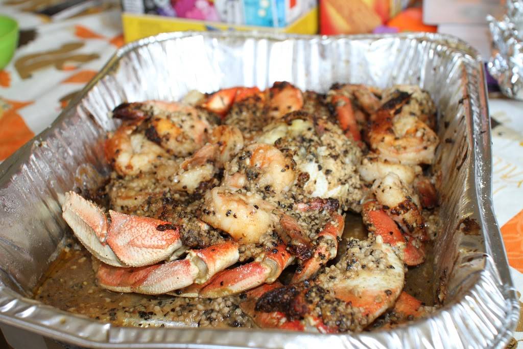 Rays Chicken & Fish Mart | restaurant | 939 E Bianchi Rd Suite F, Stockton, CA 95207, USA | 2094510823 OR +1 209-451-0823