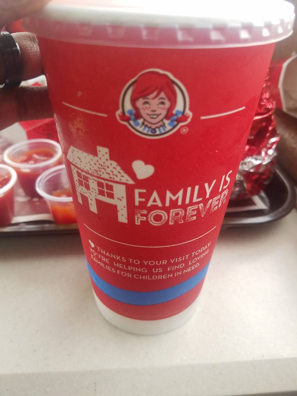 Wendys | restaurant | 5200 Brainerd Rd, Chattanooga, TN 37411, USA | 4238999060 OR +1 423-899-9060