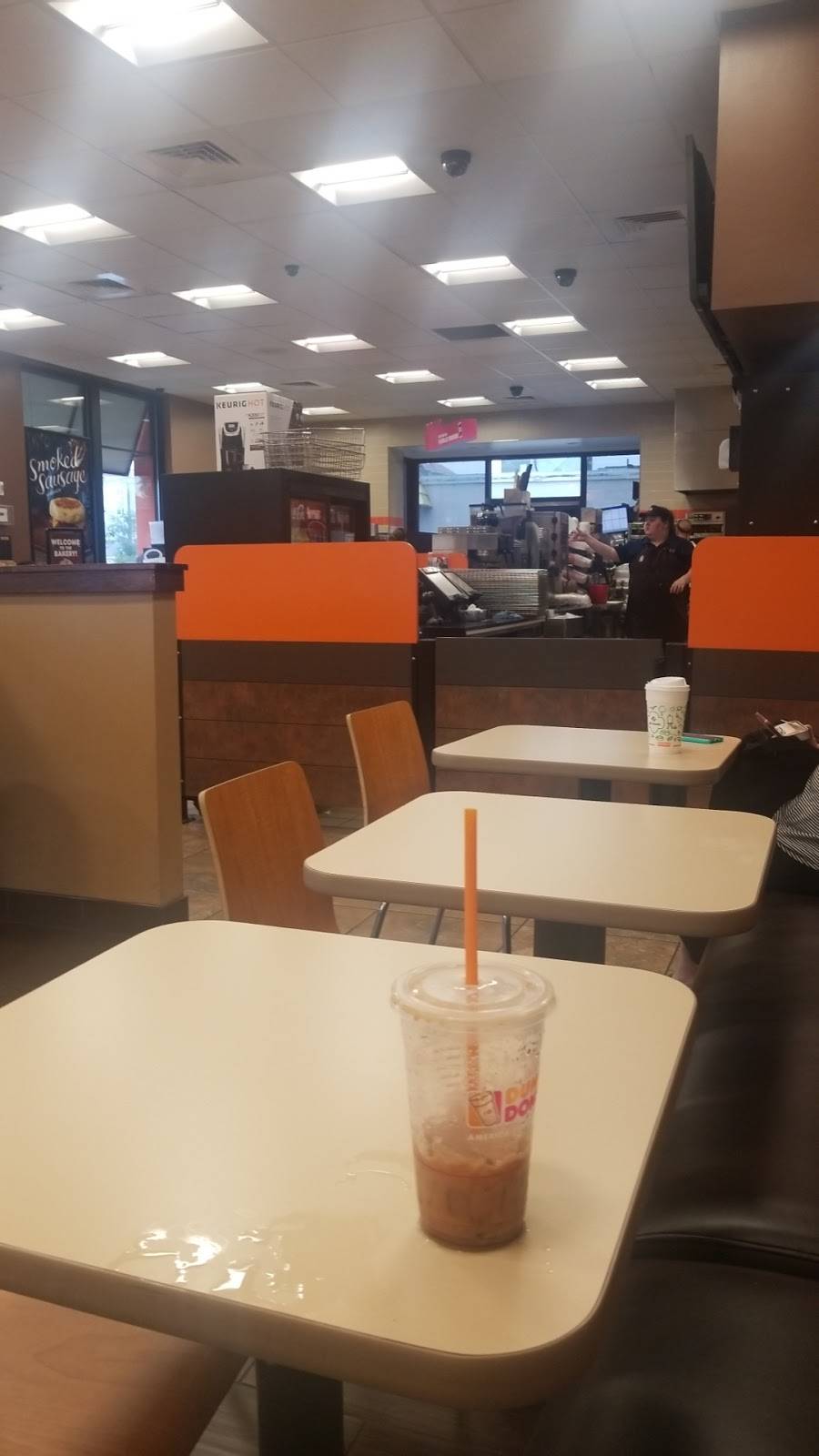 Dunkin | cafe | 9991 Bay Pines Blvd, St. Petersburg, FL 33708, USA | 7273986342 OR +1 727-398-6342