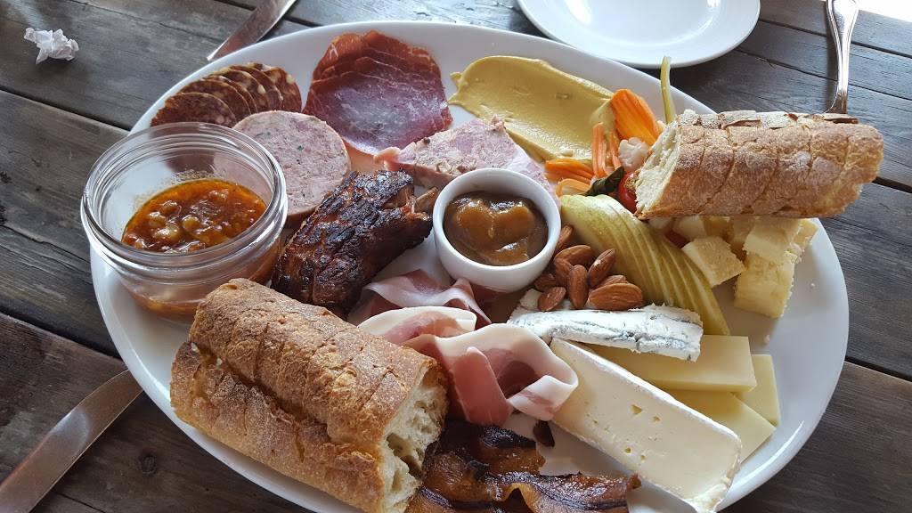 Edmunds Oast | restaurant | 1081 Morrison Dr, Charleston, SC 29403, USA | 8437271145 OR +1 843-727-1145