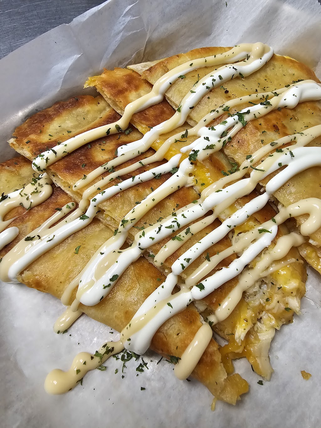 Back Alley Sports Pub | restaurant | 3721 US-90, Pace, FL 32571, USA | 8509959393 OR +1 850-995-9393