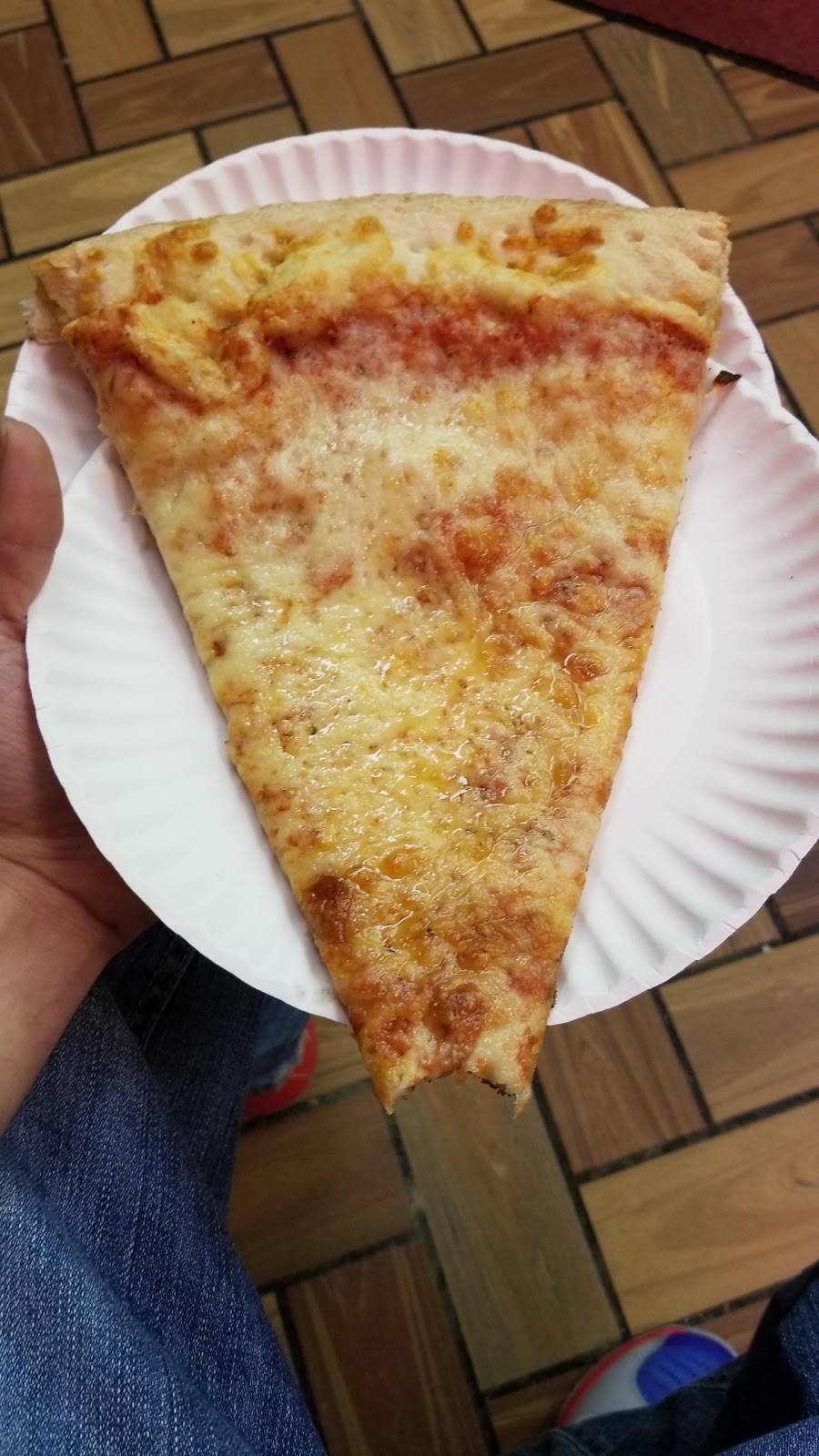 Key Food Pizza | restaurant | 2329 E York St, Philadelphia, PA 19125, USA | 2154257666 OR +1 215-425-7666