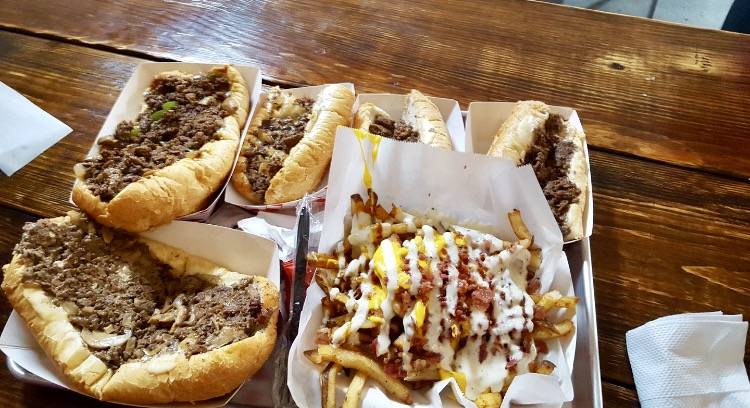 Phillys Phamous Cheesesteaks | restaurant | 2301 San Pedro Ave, San Antonio, TX 78212, USA | 2106218908 OR +1 210-621-8908