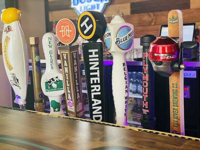 Knockouts Tap | restaurant | 1209 Millersville Ave, Howards Grove, WI 53083, USA | 9208288009 OR +1 920-828-8009