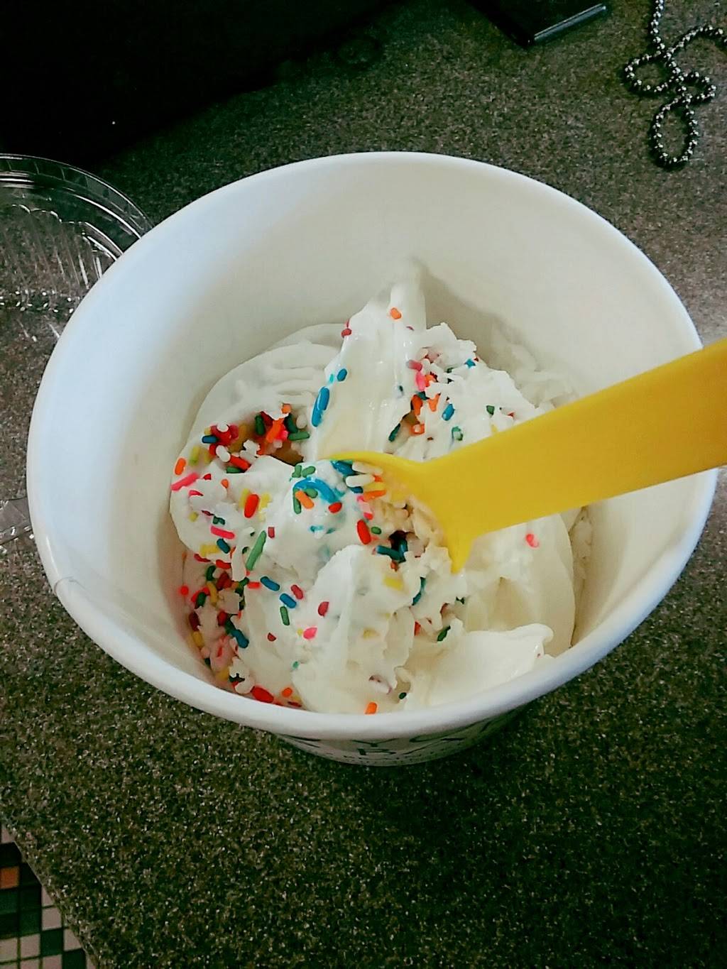 Fishn Chicken | restaurant | 110 Willard St, Quincy, MA 02169, USA | 6177700106 OR +1 617-770-0106