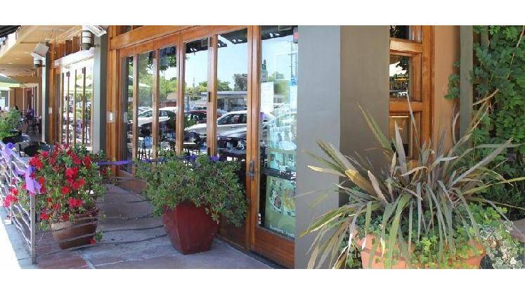 Zephyr Grill & Bar | restaurant | 1736 First St, Livermore, CA 94550, USA | 9259611000 OR +1 925-961-1000