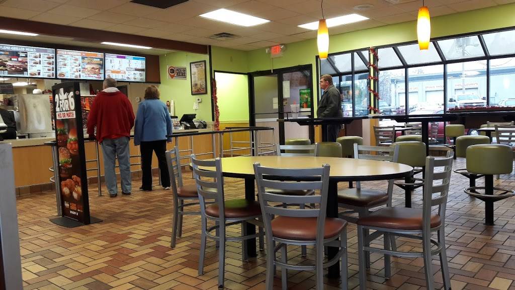 Burger King | restaurant | 1222 42nd Ave, East Moline, IL 61244, USA | 3092811422 OR +1 309-281-1422