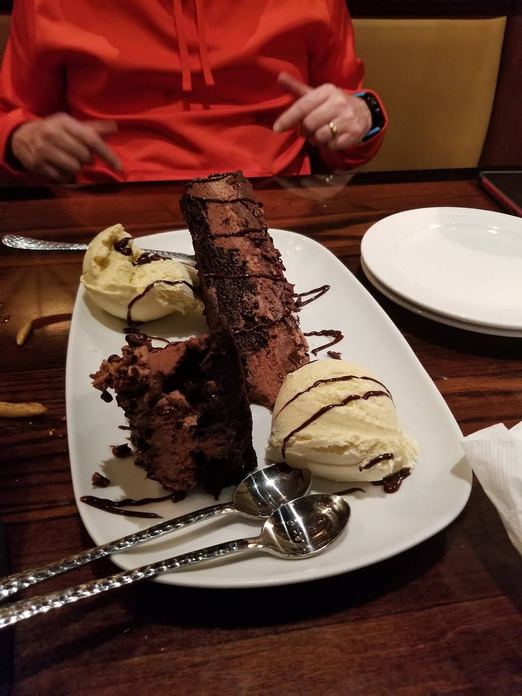 LongHorn Steakhouse | meal takeaway | 1332 US Hwy 70 SE, Hickory, NC 28602, USA | 8283222944 OR +1 828-322-2944