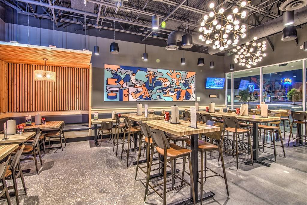 Grub Burger Bar | restaurant | 10403 Katy Fwy Suite 100, Houston, TX 77024, USA | 7138277157 OR +1 713-827-7157