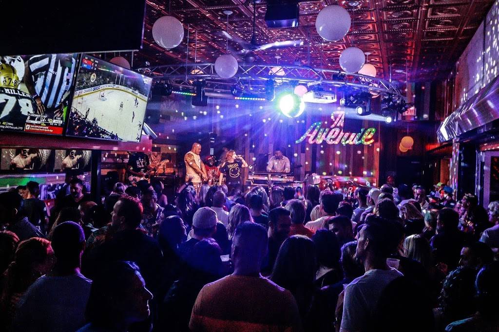 Tin Roof | restaurant | 8 E Atlantic Ave, Delray Beach, FL 33444, USA | 5612655310 OR +1 561-265-5310