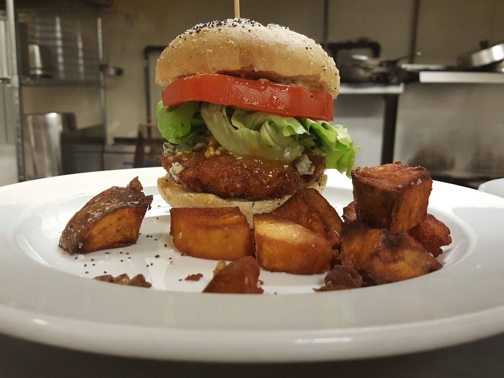 Harvest Moon Grille | restaurant | 331 E Main St, Lincolnton, NC 28093, USA | 7047354199 OR +1 704-735-4199