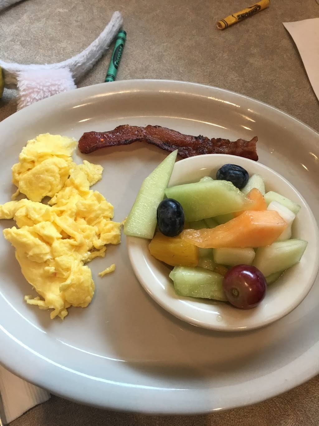 Red truck cafe | restaurant | 920 W Parker Rd, Plano, TX 75075, USA | 9729965177 OR +1 972-996-5177