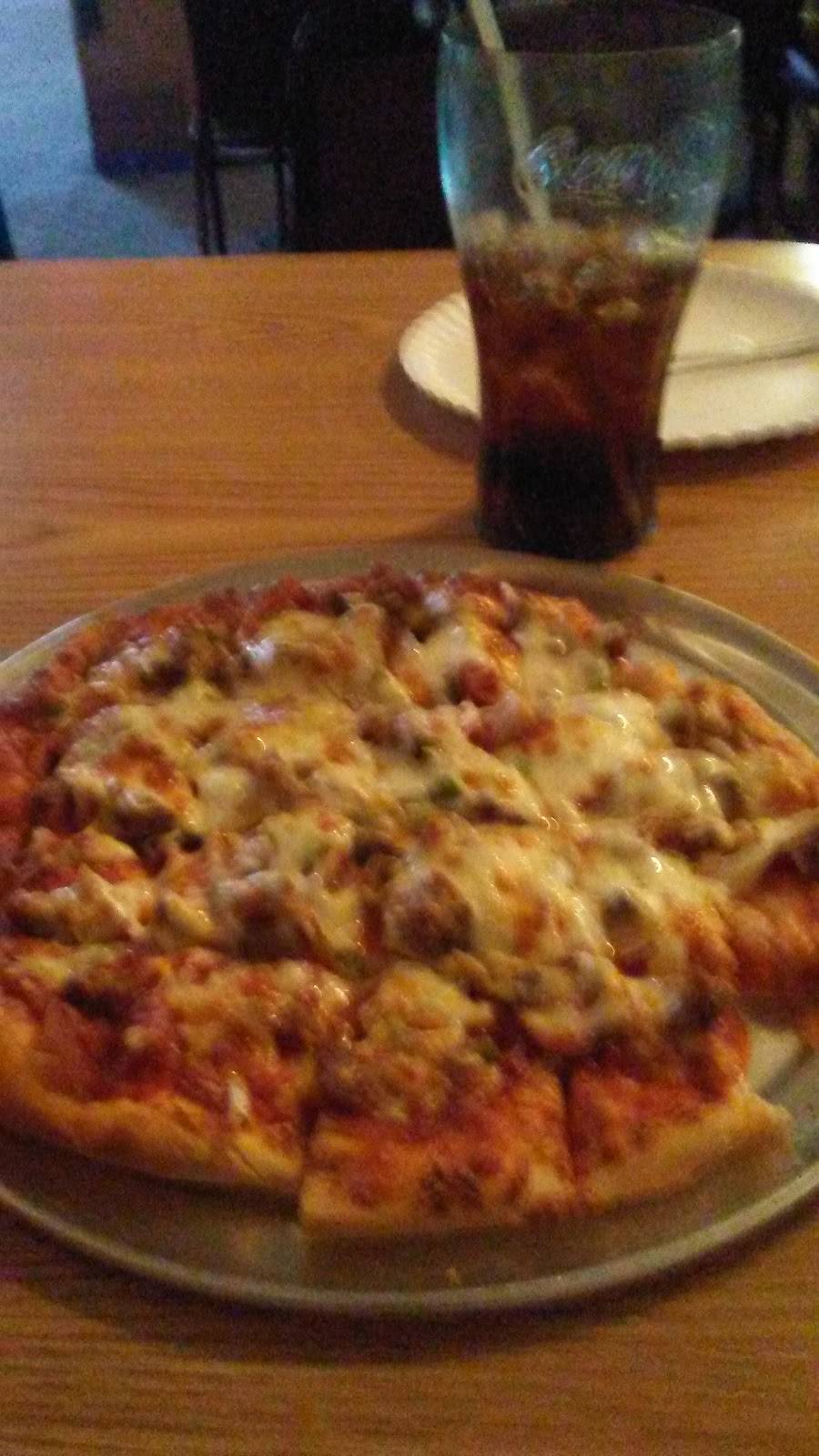 Faiths Pizza | restaurant | 536 Wilson Ave, Piqua, OH 45356, USA | 9377735250 OR +1 937-773-5250