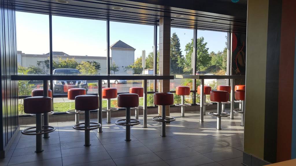McDonalds Eldorado Hills | cafe | 7101, 4312 Town Center Blvd, El Dorado Hills, CA 95762, USA | 9169332868 OR +1 916-933-2868
