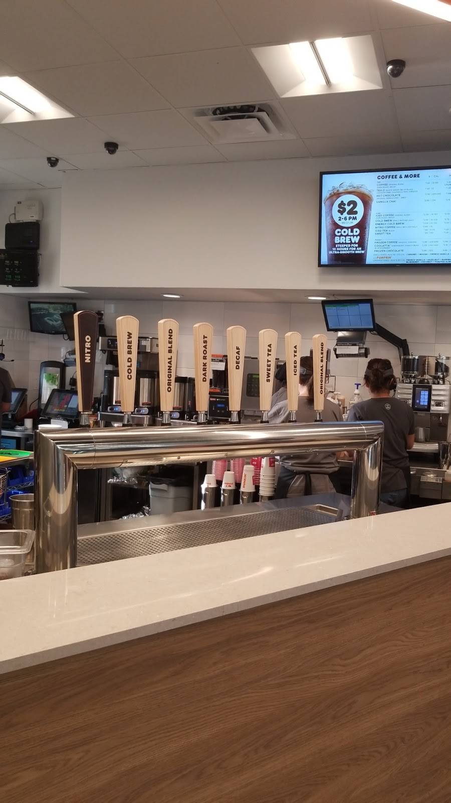 Dunkin | bakery | 1724 W Hillsboro Blvd, Deerfield Beach, FL 33442, USA | 9547250705 OR +1 954-725-0705