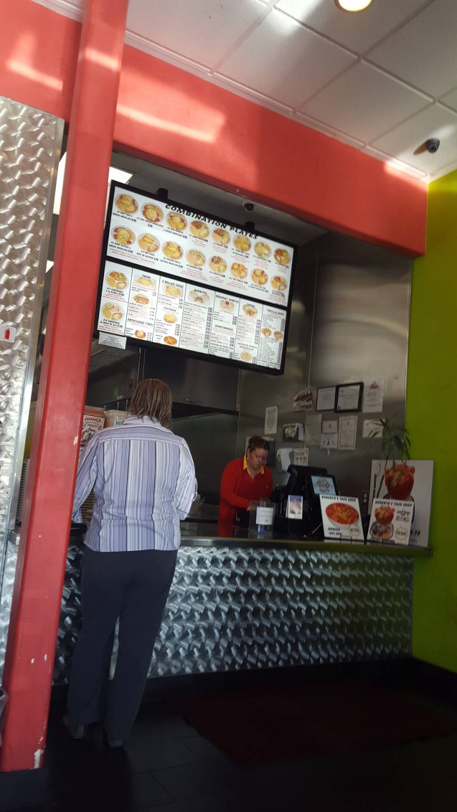 Robertos Taco Shop | restaurant | 6883 S Eastern Ave #200, Las Vegas, NV 89119, USA | 7022638077 OR +1 702-263-8077