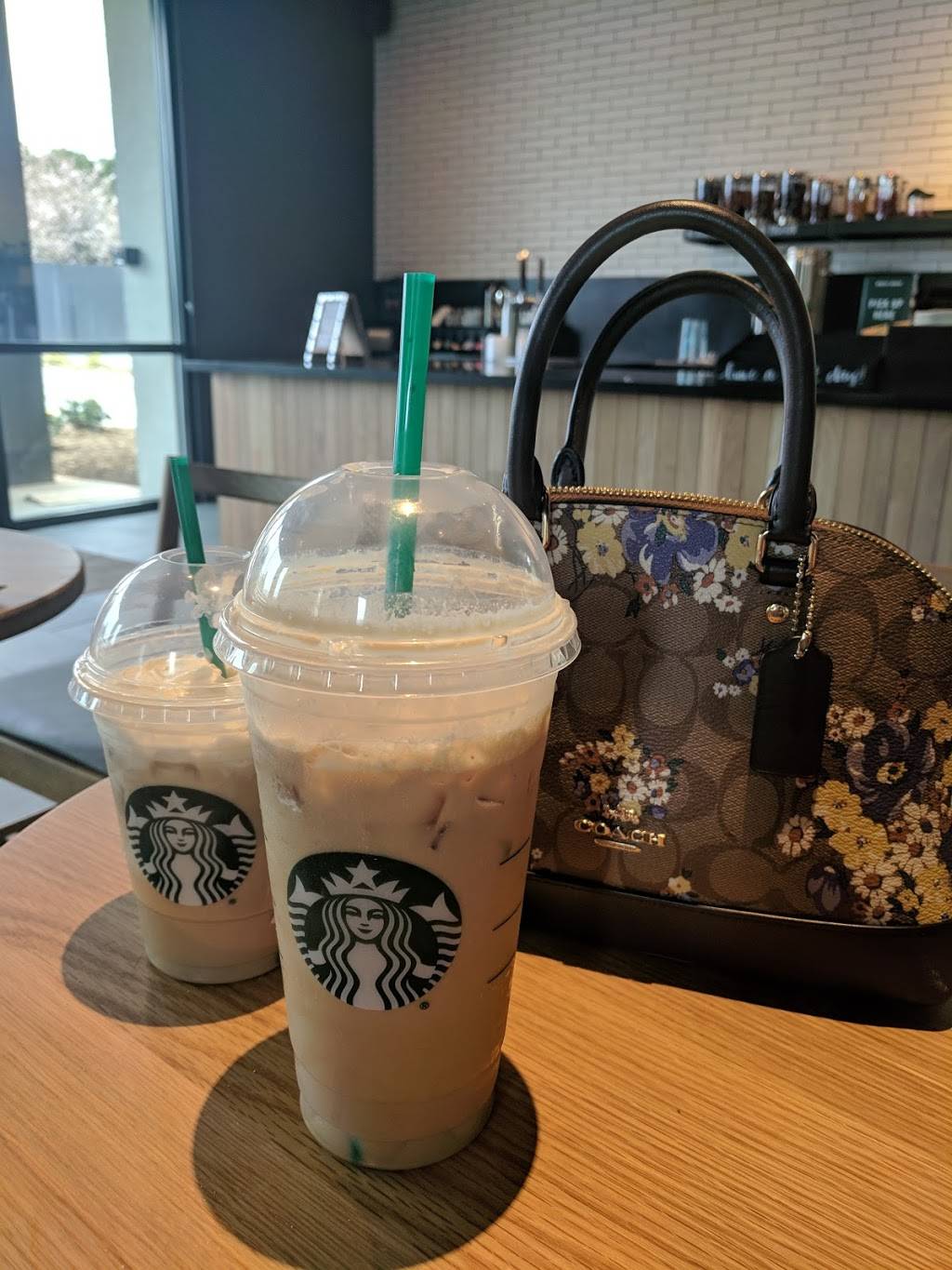 Starbucks | cafe | 1094 Bypass, #123, Seneca, SC 29678, USA | 8648869889 OR +1 864-886-9889