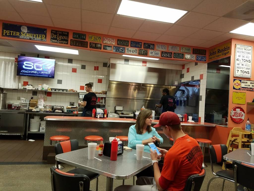 Mama Possums Drive-In, Route 41 Mt. Hermon | restaurant | 4125 Franklin Turnpike, Danville, VA 24540, USA | 4348363003 OR +1 434-836-3003