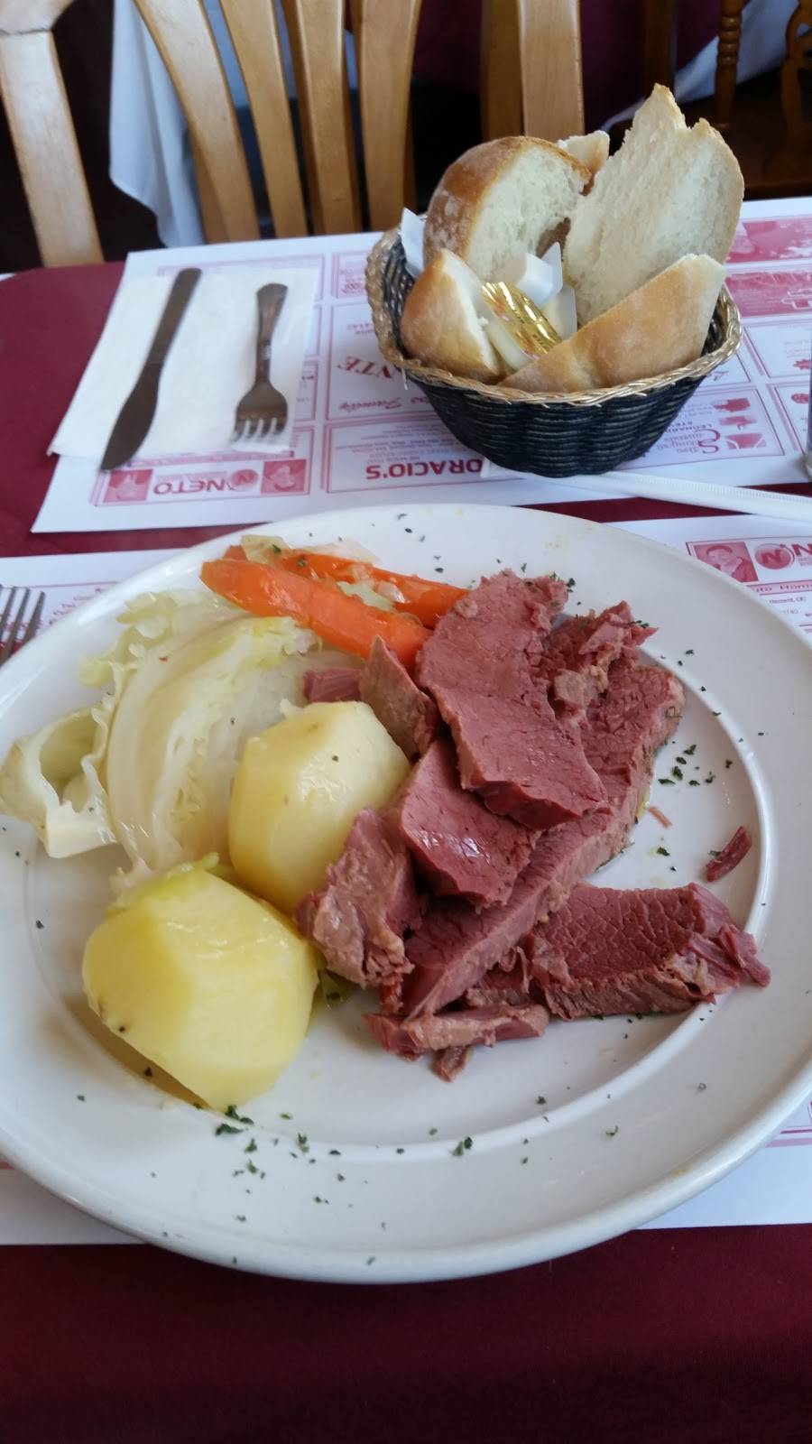 Wah May Restaurant | restaurant | 51 Main St, Fairhaven, MA 02719, USA | 5089928668 OR +1 508-992-8668