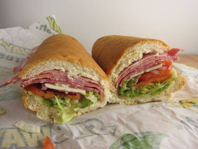 Subway Restaurants | restaurant | 214 E Canal St, Mulberry, FL 33860, USA | 8639435917 OR +1 863-943-5917