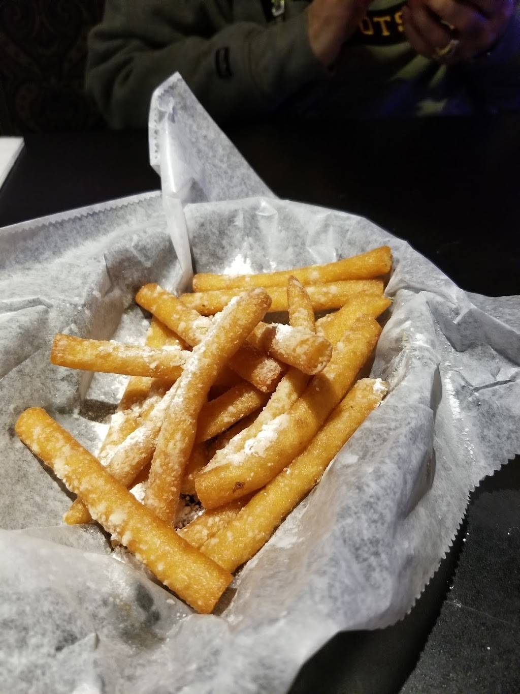 Cork-N-Bottle | restaurant | 6724 Mayfield Rd, Mayfield Heights, OH 44124, USA | 4407200300 OR +1 440-720-0300