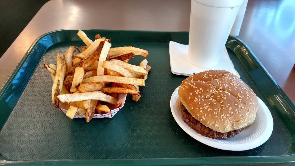 Barrys Grill | restaurant | 3124 N May Ave, Oklahoma City, OK 73112, USA | 4059487878 OR +1 405-948-7878