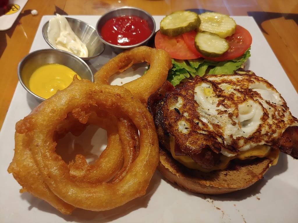 B&D Burgers | restaurant | 11108 Abercorn St, Savannah, GA 31419, USA | 9129278700 OR +1 912-927-8700