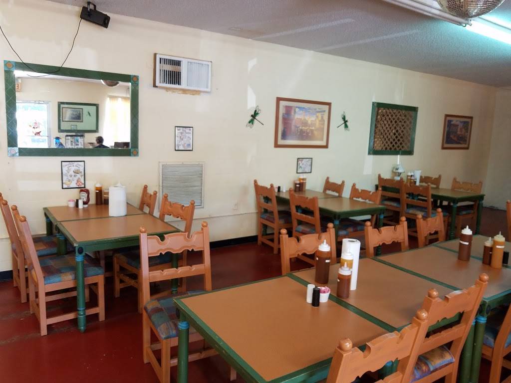 Smokin Joes BBQ | restaurant | 4050 US-17, Bowling Green, FL 33834, USA | 8633754422 OR +1 863-375-4422