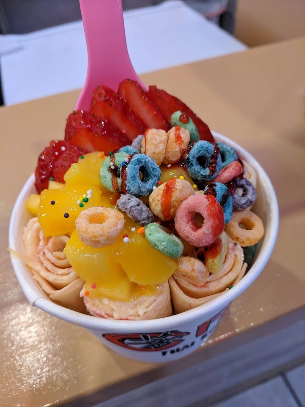 Fannys Thai Roll Ice Cream | restaurant | 7 N State St, Elgin, IL 60123, USA | 2242277866 OR +1 224-227-7866