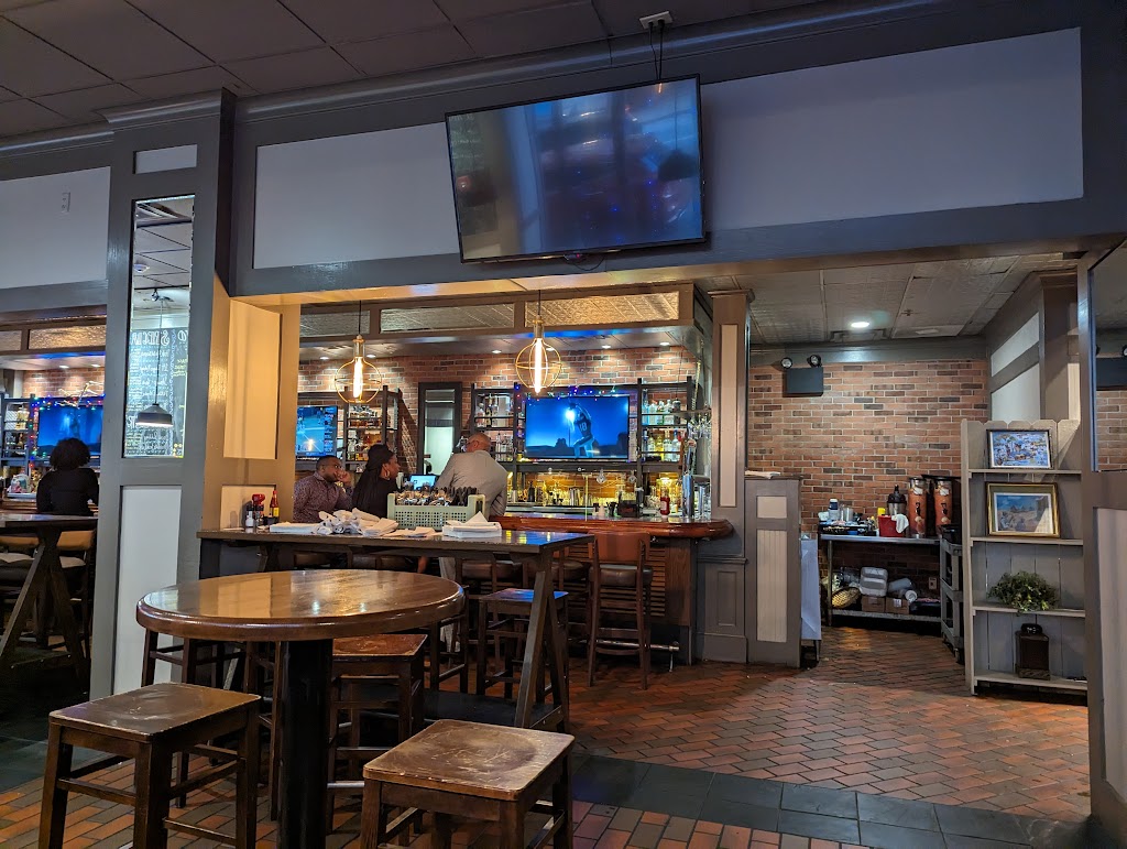 King & Union Bar Grocery | restaurant | 185 Union Ave, Memphis, TN 38103, USA | 9015238500 OR +1 901-523-8500