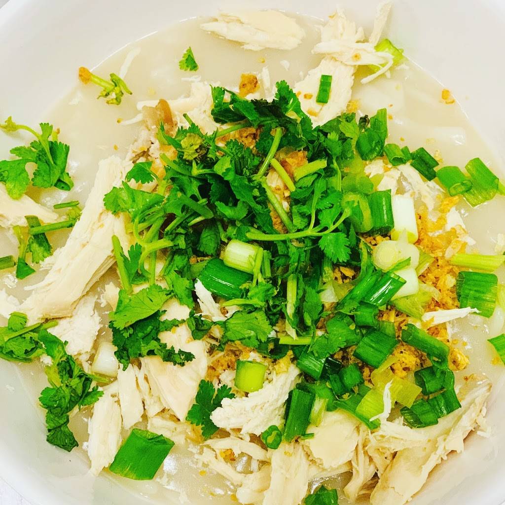 Queen of Eggrolls | restaurant | 2815a NW 10th St, Oklahoma City, OK 73107, USA | 4057682417 OR +1 405-768-2417