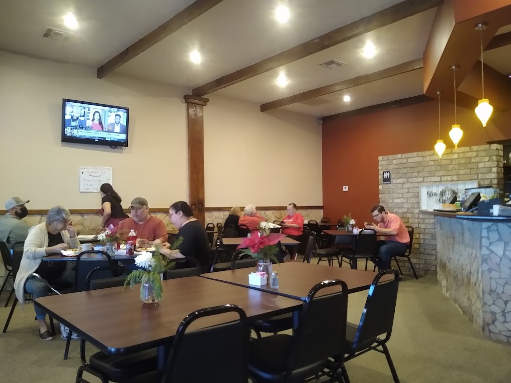 Richards Restaurant | restaurant | 1116 S Commerce St, Harlingen, TX 78550, USA | 9563685062 OR +1 956-368-5062